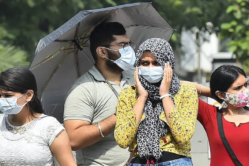 এ সপ্তাহে উত্তরবঙ্গ থেকে দক্ষিণে মৌসুমী বায়ু আসার সম্ভাবনা নেই। দক্ষিণ-পশ্চিম মৌসুমী বায়ু বা বর্ষা আগামী সপ্তাহের মাঝামাঝি দক্ষিণবঙ্গে আসতে পারে বলে অনুমান আবহাওয়াবিদদের। (প্রতীকী ছবি)