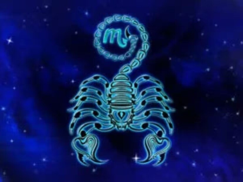 বৃশ্চিক রাশি: বৃশ্চিক রাশির জাতক জাতিকাদের জন‍্যও খুব ভাল হতে চলেছে। আর্থিক সুবিধা পাওয়ার সম্ভাবনা রয়েছে। পুরনো বিনিয়োগ থেকেও ভাল আয়ের সম্ভাবনা। আপনার কাজে দুর্দান্ত সাফল্য পাবেন। আর্থিক অবস্থা শক্তিশালী হবে। যারা সরকারি চাকরির জন্য প্রস্তুতি নিচ্ছেন তারা সুসংবাদ শুনতে পেতে পারেন। 