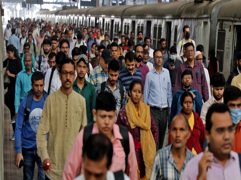 ভারতীয় সেনসাসের ওয়েবসাইট অনুযায়ী, ২০১০-১৪ সালের মধ্যে পুরুষ এবং মহিলাদের গড় আয়ু ছিল ৬৬.৪ বছর এবং ৬৯.৬ বছর। তাই ভারতের ক্ষেত্রে জন্মের সময় পুরুষ ও নারীর অনুপাত অত্যন্ত গুরুত্বপূর্ণ।