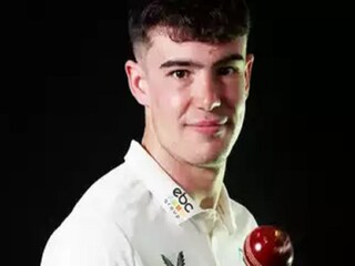 জশ বেকার (Worcestershire Photo)