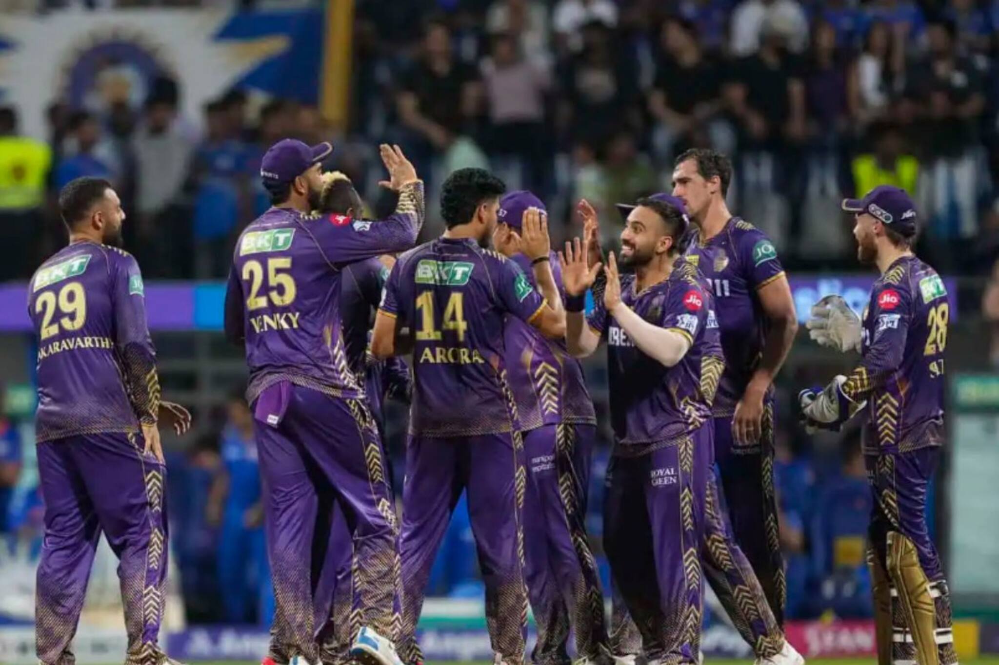 আহমেদাবাদে বৃষ্টি সুখবর আনল কেকেআরের জন্য! ম্যাচ না হওয়ায় নাইটদের বড় লাভ