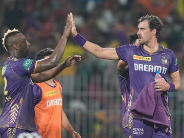 ফাইনালের শুরুতেই স্টার্কের আগুনে বোলিং, ৪ উইকেট হারিয়ে চাপে হায়দরাবাদ