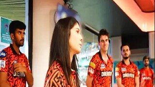 আইপিএল ফাইনালে হারের পর হায়দরাবাদের ড্রেসিংরুমে কাব্য মারান (Photo: Screengrab)