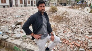 যন্ত্রণাময় সেই স্মৃতি ভুলতে অভিনেতা স্কুলবাড়িটি কিনে ভেঙে গুঁড়িয়ে ধূলিসাৎ করে দিয়েছেন