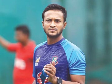 শাকিব।