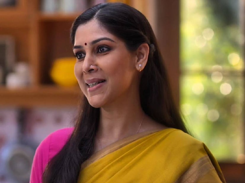 সাক্ষী  ২০০১ সালে করম' ধারাবাহিক দিয়ে তাঁর কেরিয়ার শুরু করেন। তাঁর অভিনয় বেশ পছন্দ হয়েছে। সেই ধারাবাহিকের ভিত্তিতে সাক্ষীকে অন্যান্য চরিত্রের জন্য কাস্ট করা হয়েছিল। এরপর তিনি 'সংসার', 'কুটুম্ব', 'দেবী', 'বিরাসত' এবং 'ধরকন'-এর মতো ধারাবাহিকে অভিনয় করেন।