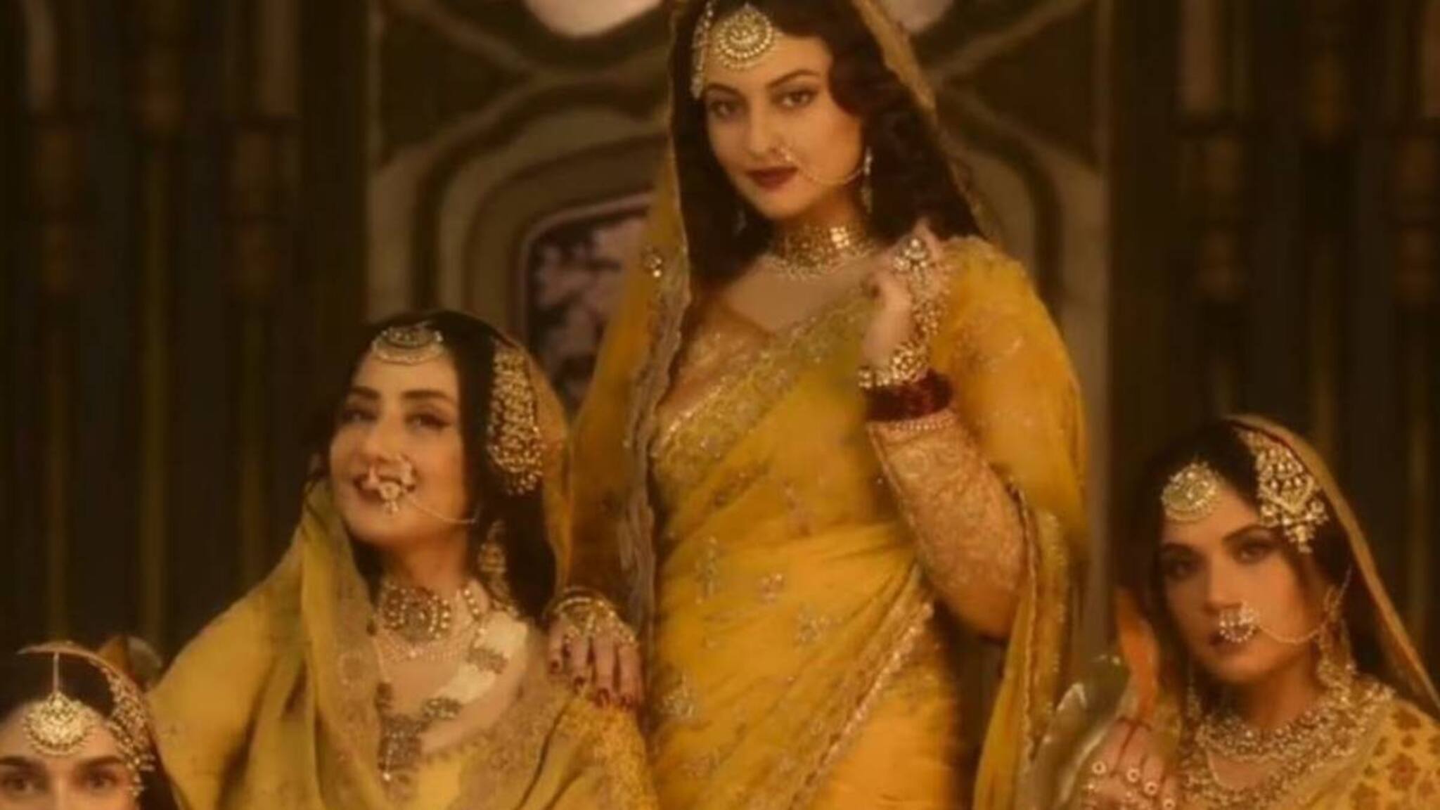 হীরামান্ডি রিভিউ: বনশালির প্রথম সিরিজ কাব্যিক, ছন্দ বাঁধলেন মনীষাই