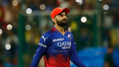 চিন্তায় কোহলিরা। চিন্তায় কোহলিরা।