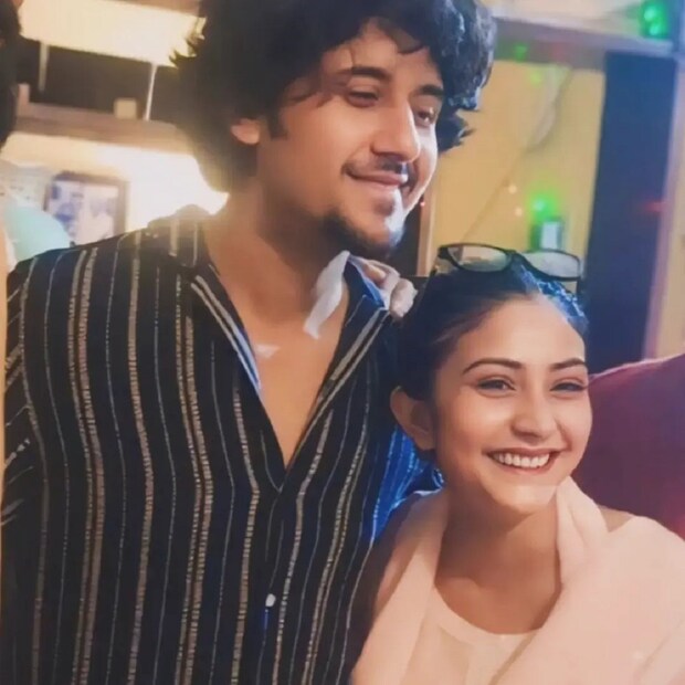 ‘মিঠাই’-এর সময় থেকেই আদৃত রায় এবং কৌশাম্বি চক্রবর্তীর প্রেম নিয়ে জোর চর্চা। সিরিয়াল চলাকালীনই সম্পর্কে জড়িয়ে পড়েন তাঁরা। এবার তাঁদের বিয়ে৷