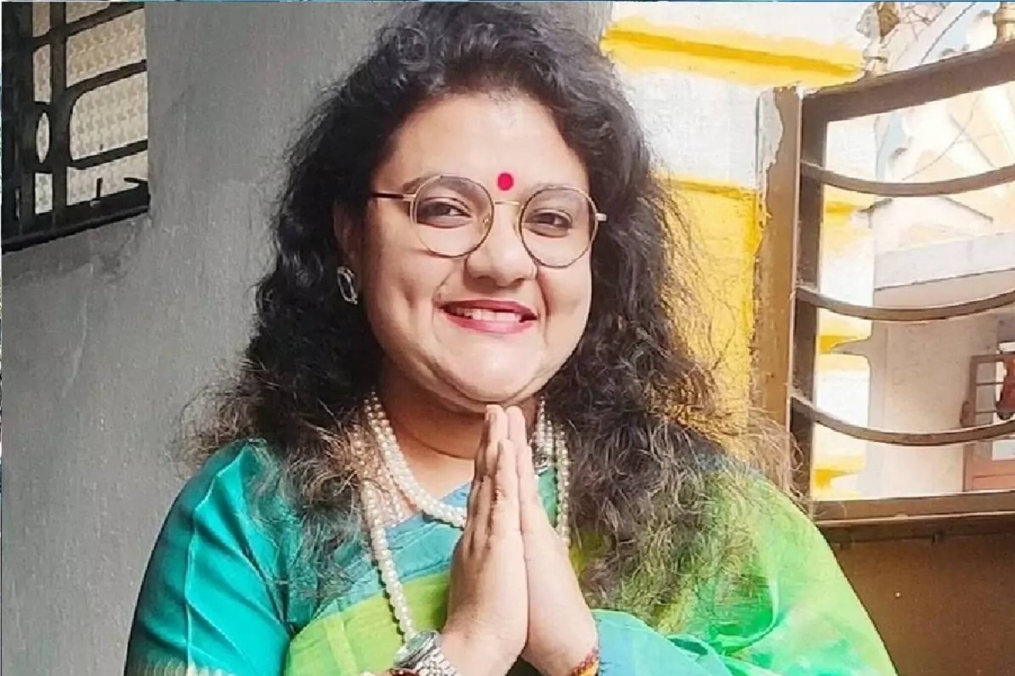 ভোট প্রচারে বেরিয়ে অবাক কাণ্ড ঘটালেন বাঁকুড়ার বিজেপি প্রার্থী সুজাতা মণ্ডল