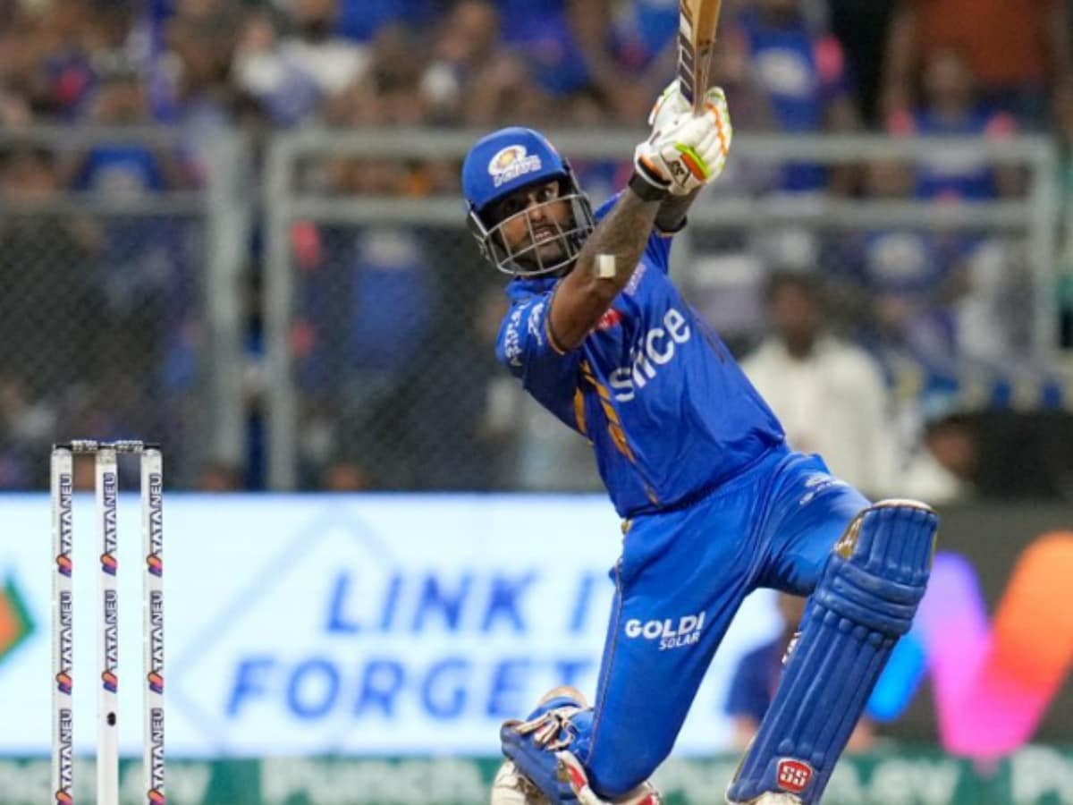 At the same time, Sunrisers' path to the playoffs became more difficult. Chasing a target of 174 runs at the Wankhede Stadium in Mumbai, Mumbai Indians were under pressure at one point, losing 3 wickets for 31 runs. From there, Suryakumar Yadav played an impeccable innings of 102 runs from 51 balls to give Mumbai victory.