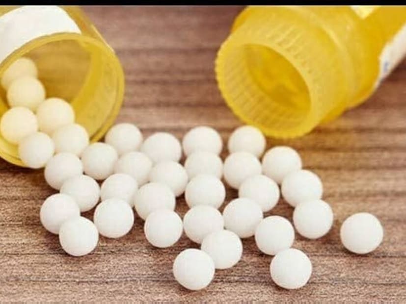 মনে রাখা দরকার-⦁ হোমিওপ্যাথিক ওষুধগুলো যদি চিকিৎসকের পরামর্শ অনুযায়ী গ্রহণ করা হয় এবং সঠিক পরিমাণে সেবন করা হয় তাহলে কখনই কোনও পার্শ্বপ্রতিক্রিয়া হয় না।