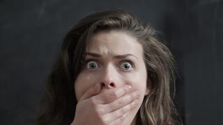 ঘুমোনোর সময় কানে এসেছিল এক অদ্ভুত শব্দ ! শৌচাগারের দরজা খুলতেই রীতিমতো মূর্চ্ছা গেলেন গৃহকর্ত্রী (Photo: Canva)