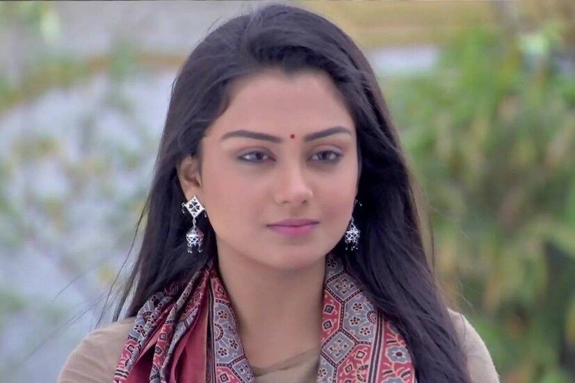 জানা গিয়েছে, অভিনেত্রী অনুমিতাকে মারধর করে সেখানকার লোকজন এবং তাঁর মা-কে চুলের মুঠি ধরে টানতে টানতে রাস্তায় নিয়ে যায়। ঘটনায় গুরুতর জখম হন অভিনেত্রী ও তাঁর মা।  তারপরই গুরুতর জখম হয়ে থানায় অভিযোগ জানাতে যান অভিনেত্রী। এবং অভিযোগ নিতে অস্বীকার করে বলেন দাবি অনুমিতার।  