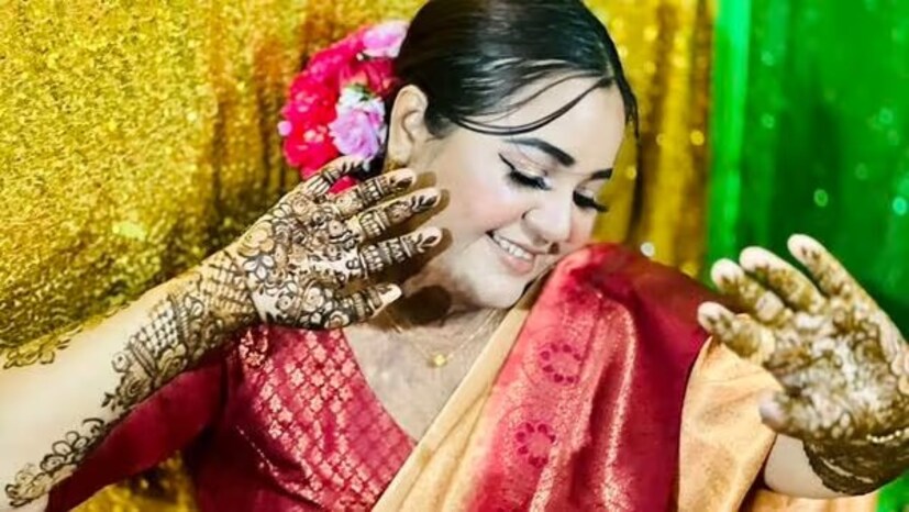 অনেকে বলছেন এটাই বর্ষার তিন নম্বর বিয়ে৷ কিন্তু লেখিকা মিলি তা মানতে নারাজ৷  তিনি দাবি করেছেন, রুমির মৃত্যুর পর আরও একটা বিয়ে করেছিলেন বর্ষা৷ সেই স্বামীও মারা গিয়েছেন৷ তবে এই নিয়ে কোনও মন্তব্য করেননি গায়িকা বর্ষা৷