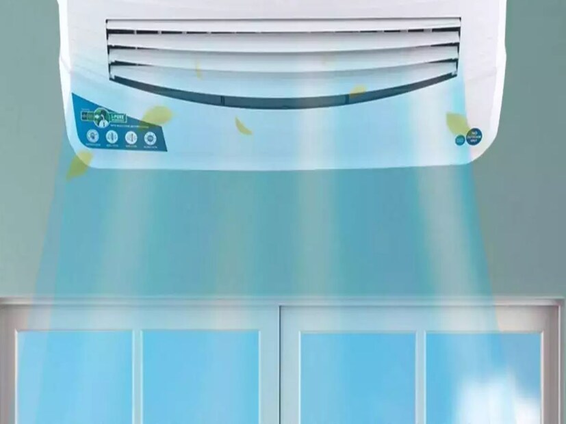 শুনলে অবাক লাগলেও। বাস্তবে কিন্তু এটা এতটাই সহজ। আপনার কুলারকে এসিতে রূপান্তর করতে আপনাকে বেশি কাঠ খড় পোড়াতে হবে না। শুধু একটি ছোট্ট কাজই কুলার থেকে বরফ ঠান্ডা এসির বাতাস বইয়ে দেবে ঘরজুড়ে।
