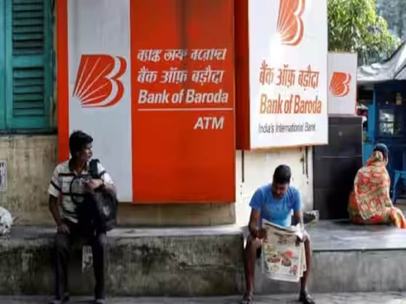ব্যাঙ্ক অফ বরোদার 'BoB World'-এর উপর থেকে নিষেধাজ্ঞা তুলে নিয়েছে RBI। এতে সরাসরি গ্রাহকরা উপকৃত হবেন। এই বিষয়ে জেনে রাখা প্রয়োজন যে, ২০২৩ সালের অক্টোবরে, ভারতীয় রিজার্ভ ব্যাঙ্ক (RBI) ব্যাঙ্ক অফ বরোদাকে তার মোবাইল অ্যাপ 'BoB World'-এ নতুন গ্রাহক যোগ করা থেকে বিরত করেছিল।