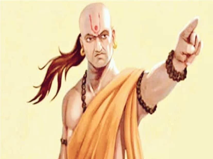 চাণক্য বলেছেন যে রাগ নিয়ন্ত্রণ করা বিবাহিত জীবনে আনন্দ এনে দেয় এবং সফল দাম্পত্য জীবনের পথ মসৃণ রাখে৷  একজন মানুষ যখন রেগে যায়  ভালো মন্দের পার্থক্য করার ক্ষমতা রাখে না৷  এই অবস্থায় সম্পর্কের মধ্যে ফাটল দেখা দিতে পারে। Photo- Representative