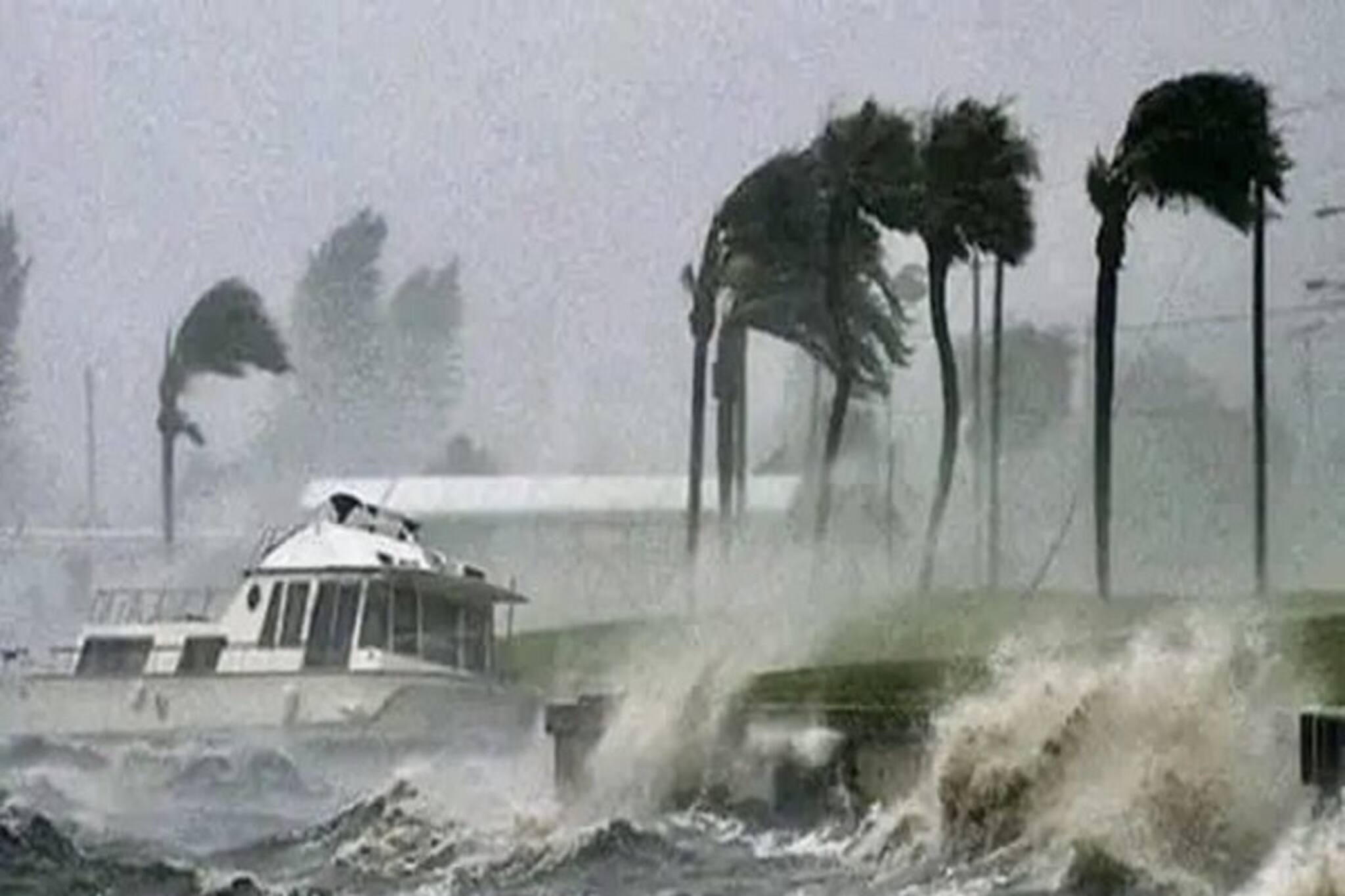 ইয়াস-এর তিন বছর পর একই দিনে আছড়ে পড়বে ঘূর্ণিঝড় রিমল! আতঙ্ক সুন্দরবনে!