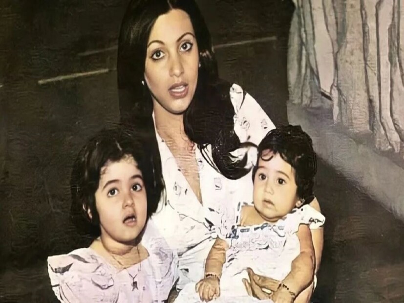 ডিম্পল কাপাডিয়া যখন বিয়ে করেন, তখন তাঁর বয়স ছিল মাত্র ১৬ বছর৷ ১৭ বছর বয়সে গর্ভবতীও হন তিনি এবং তারপর টুইঙ্কলের জন্ম হয়। এরপর তাঁর দ্বিতীয় সন্তান রিঙ্কির জন্ম হয়৷ 
