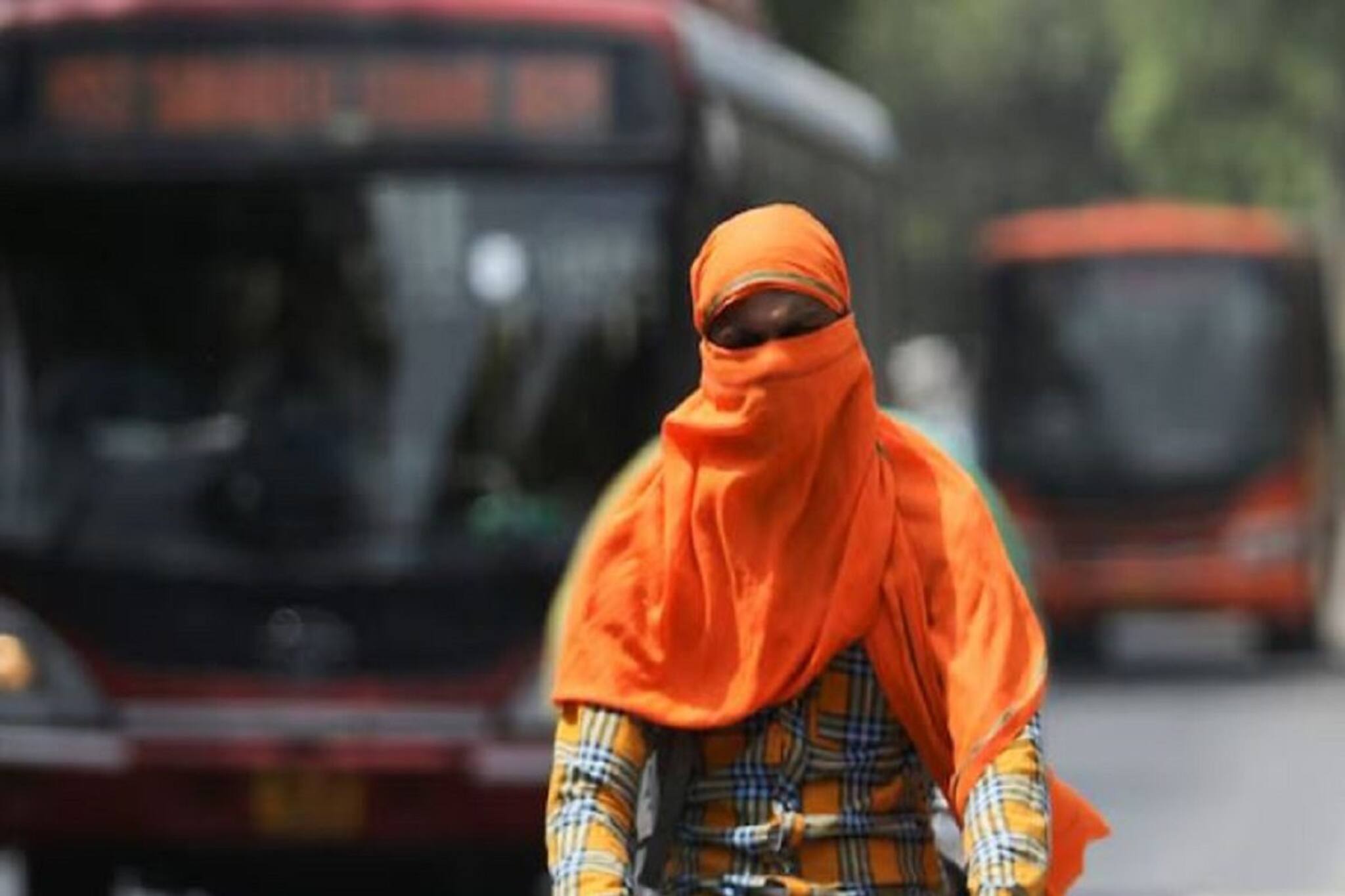 শনিবার থেকে বৃষ্টি শুরু হবে দক্ষিণবঙ্গের উপকূলের জেলাগুলিতে! জানুন বৃষ্টির খবর