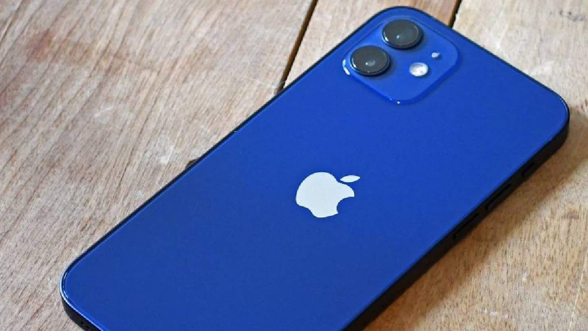 Flipkart Sale on iPhone: শখ ১৬ আনা, খরচে পিছপা? Flipkart-এ জলের দরে মিলছে iPhone ১২! এই দাম স্বপ্নেও ভাবতে পারবেন না