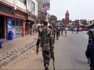 কলকাতার ভোটের আগে বড় সিদ্ধান্ত 