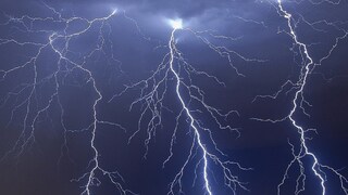 দুর্যোগ-বজ্রপাতে মর্মান্তিক দুর্ঘটনা! আশঙ্কাজনক কলকাতা বিমানবন্দরের দুই কর্মী দুর্যোগ-বজ্রপাতে মর্মান্তিক দুর্ঘটনা! আশঙ্কাজনক কলকাতা বিমানবন্দরের দুই কর্মী