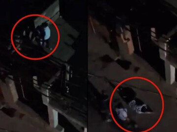 মদ না খাওয়ার জন্য মার বন্ধুদের।