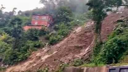 মিজোরামে মৃতের সংখ্যা কমপক্ষে ২৮। মিজোরামে মৃতের সংখ্যা কমপক্ষে ২৮।