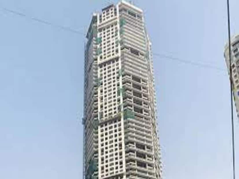 তিনি একজন রিয়েল এস্টেট ডেভেলপার। শ্রীরাম আরবান ইনফ্রার কর্ণধার ছিলেন। গত বছর মহারাষ্ট্রের মুখ্যমন্ত্রীর কাছে তাঁর লেখা একটি চিঠি এই বিল্ডিং নিয়ে ফের আলোচনার কারণ হয়ে দাঁড়িয়েছিল।