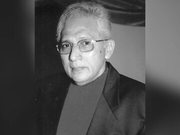 প্রয়াত সুনীল শর্মা