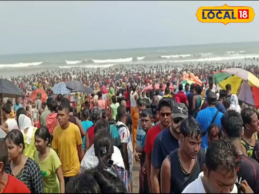 দক্ষিণবঙ্গ জুড়ে আবারও তাপপ্রবাহের পরিস্থিতি! গরমের হাত থেকে স্বস্তি পেতে বহু মানুষ পাড়ি দিয়েছেন দিঘায়। রবিবারের দিঘা সমুদ্র সৈকত কার্যত জনপ্লাবনে মুখরিত। সতর্ক রয়েছে প্রশাসন। 