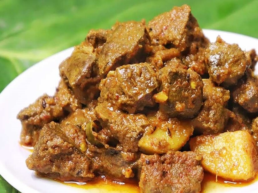 আবার কষা খাসির মাংস রাঁধতে চাইলেও পাঁঠার ঊরুর মাংস সবচেয়ে বেশি উপাদেয়। এতে হাড় এবং মাংস দুইই থাকে। শরীরের জন্যও উপকারী। 