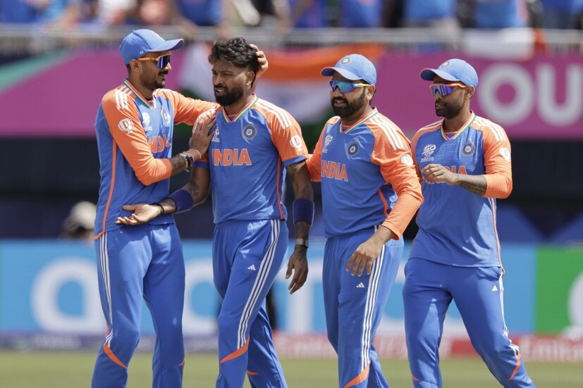 দক্ষিণ আফ্রিকার বিরুদ্ধে গুরুত্বপূর্ণ সময়ে হেনরিক ক্লাসেনেরে উইকেট হার্দিক না নিলে ভারতের বিশ্বজয় সম্ভব হত না। এছাড়া প্রবল চাপের মুহূর্তে শেষ ওভারে ১৬ ডিফেন্ট করে আরও ২টি উইকেট নেন হার্দিক।