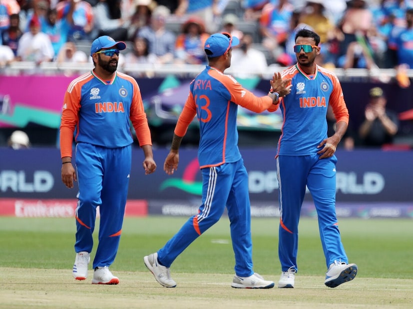 ভারতীয় টিম ম্যানেজমেন্ট উইনিং কম্বিনেশন ভাঙবে কি না তা নিয়ে পাকাপাকি কিছু বলা মুশকিল। তবে ভারতীয় ক্রিকেট সার্কিটে যে খবর ঘুরছে তার ভিত্তিতে বলা যায়, কোহলিকে বিশ্রাম দেওয়ার সম্ভাবনা প্রবল।