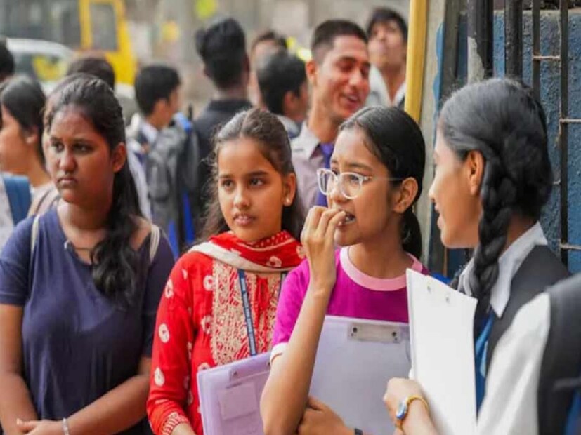 ৬২ নম্বরে রয়েছে গ্রাফিক যুগ বিশ্ববিদ্যালয়, উত্তরাখণ্ড ৬৩ নম্বরে রয়েছে পিএসজি কলেজ অফ টেকনোলজি, তামিলনাড়ু ৬৪ নম্বরে রয়েছে সবিতা ইনস্টিটিউট অফ মেডিক্যাল অ্যান্ড টেকনিক্যাল সায়েন্স তামিলনাড়ু ৬৫ নম্বরে রয়েছে সর্দার বল্লভভাই ন্যাশনাল ইনস্টিটিউট অফ টেকনোলজি, গুজরাত ৬৬ নম্বরে রয়েছে সত্যবামা ইনস্টিটিউট অফ সায়েন্স অ্যান্ড টেকনোলজি, তামিলনাড়ু ৬৭ নম্বরে রয়েছে ইন্ডিয়ান ইনস্টিটিউট অফ টেকনোলজি জম্মু, জম্মু ও কাশ্মীর