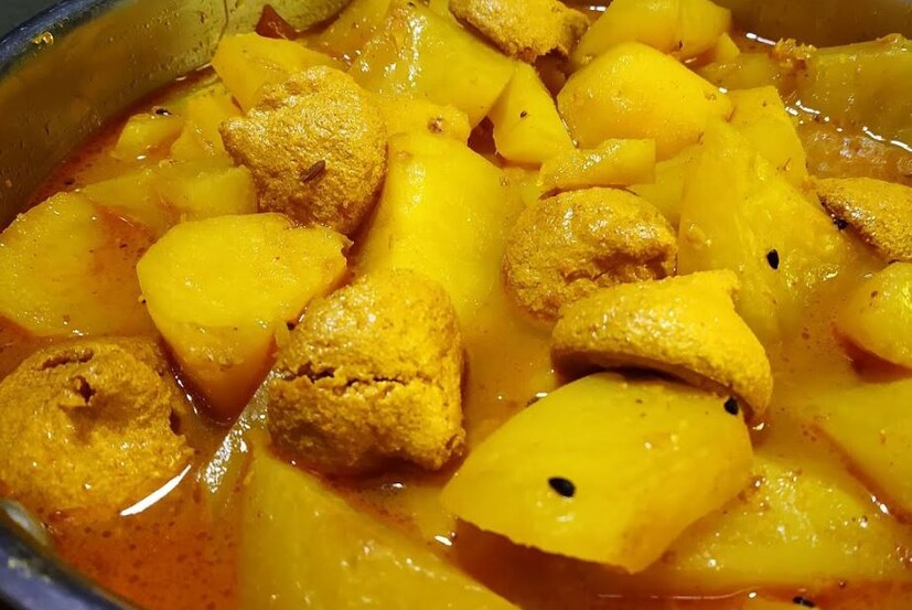 কাঁচা হিসেবে যেমন ঝোলা-ঝালে খাওয়া হয়, পাকা ফল হিসেবে শুধু এবং স্যালাড হিসেবেও খেলে ভাল লাগে৷ অর্থাৎ ঝাল-মিষ্টি সব স্বাদেই খেতে ভাল এই উপকারী সবজি-ফল৷ 