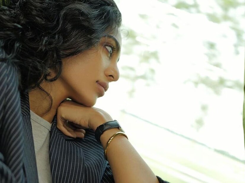 তবে প্রতিষ্ঠিত মডেল হওয়ার পরেও রিজেকশনের মুখোমুখি হয়েছেন। দেশের এক সর্বভারতীয় সংবাদমাধ‍্যমকে দেওয়া সাক্ষাত্‍কারে শোভিতা জানিয়েছিলেন তাঁর কঠিন সময়ের কথা।
