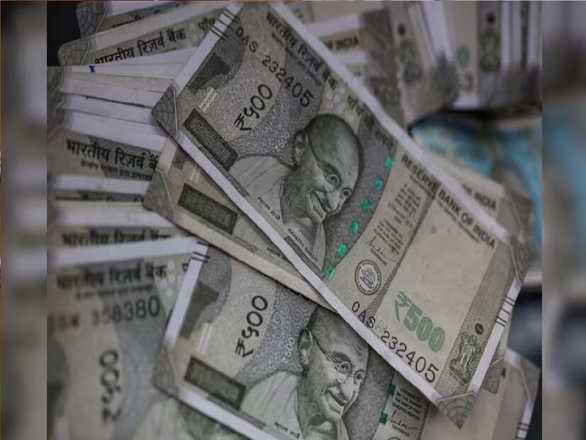 উন্নত বৈজ্ঞানিক পদ্ধতিতে খরা সহিষ্ণু হাইব্রিড কপি চাষ করে ইতিমধ্যেই এলাকায় সাড়া তুলেছেন তিনি। তার উৎপাদিত বাঁধাকপি স্থানীয় বাজার থেকে শুরু করে পৌঁছে যাচ্ছে জেলা সহ জেলার বাইরের অন্যান্য বড় বড় বাজারগুলিতেও।