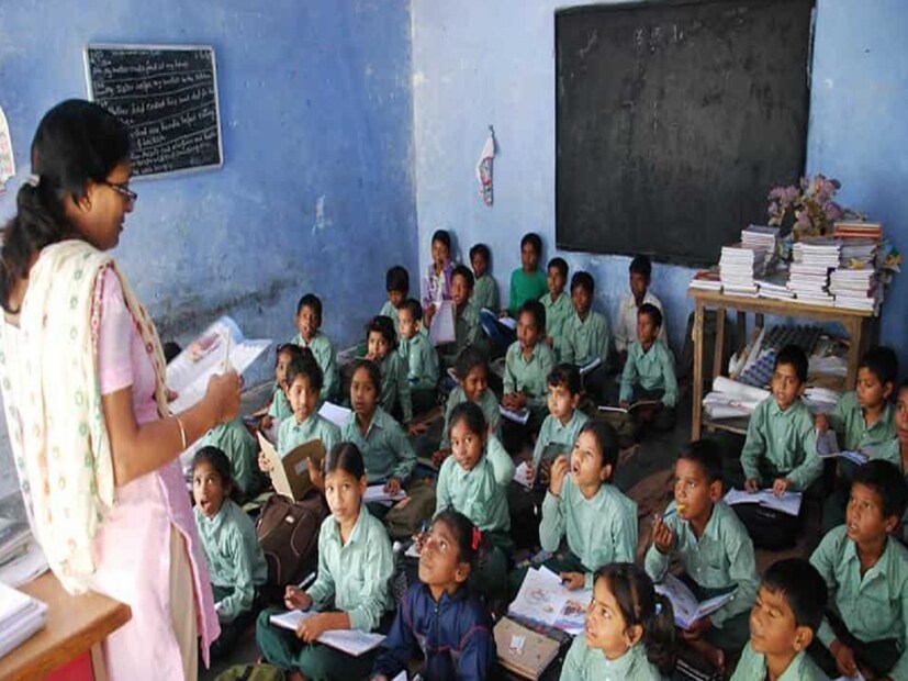 দিল্লির বসন্ত কুঞ্জের রায়ান ইন্টারন্যাশনাল স্কুলেও কিন্ডারগার্টেন থেকে মাধ্যমিক পর্যন্ত পড়ানো হয়। জলের অভাব এবং দূষণ মোকাবেলায় হাইড্রোপনিক্স এবং বায়োগ্যাস প্ল্যান্টের মতো উদ্ভাবনী প্রকল্প তৈরি করেছে এই স্কুল। ওয়ার্ল্ড বেস্ট স্কুল প্রাইজের ‘এনভায়রনমেন্টাল অ্যাকশন’ বিভাগের সেরা ১০-এ জায়গা করে নিয়েছে এই স্কুল।
