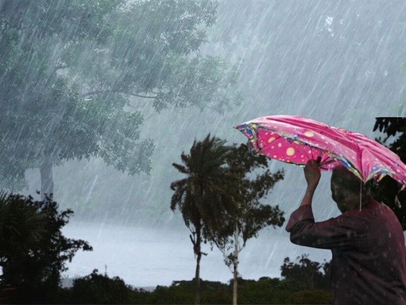 হালকা বৃষ্টির পূর্বাভাস রয়েছে পশ্চিম মেদিনীপুর, পুরুলিয়া, বাঁকুড়া, পূর্ব বর্ধমান, পশ্চিম বর্ধমান ও বীরভূমে। তবে তার সঙ্গে চড়বে তাপমাত্রার পারদ। (প্রতীকী ছবি)