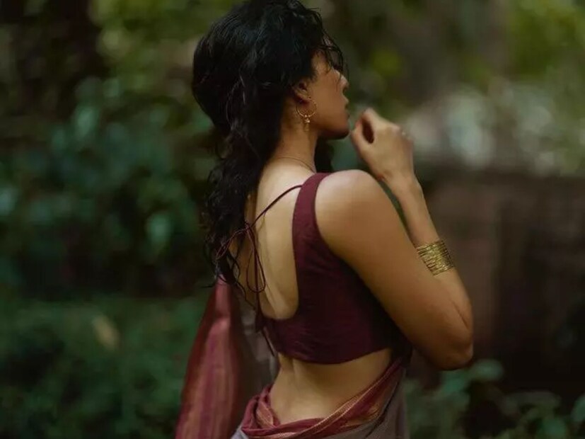এখন তিনি বলিউডের প্রতিষ্ঠিত নায়িকা। বলিউডের পাশাপাশি দেশের গণ্ডি ছাড়িয়ে তিনি অভিনয় করেছেন হলিউড ছবিতেও। দক্ষিণী সিনে জগতেও তিনি সমানভাবে প্রতিষ্ঠিত।