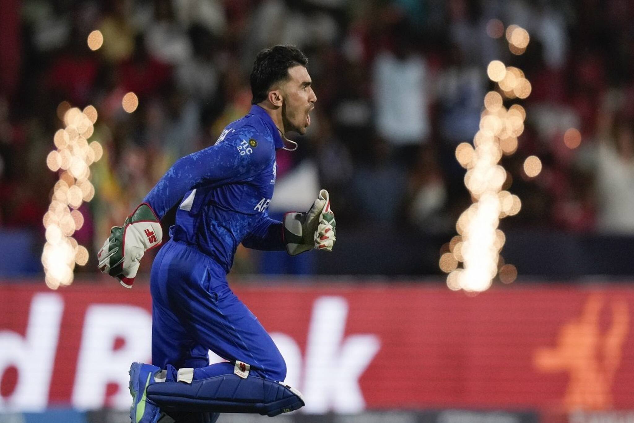 ইতিহাস আফগানিস্তানের,অজি দম্ভ মাটিতে পুঁতে সুপার ৮-র লড়াইতে চাঞ্চল্যকর মোড়