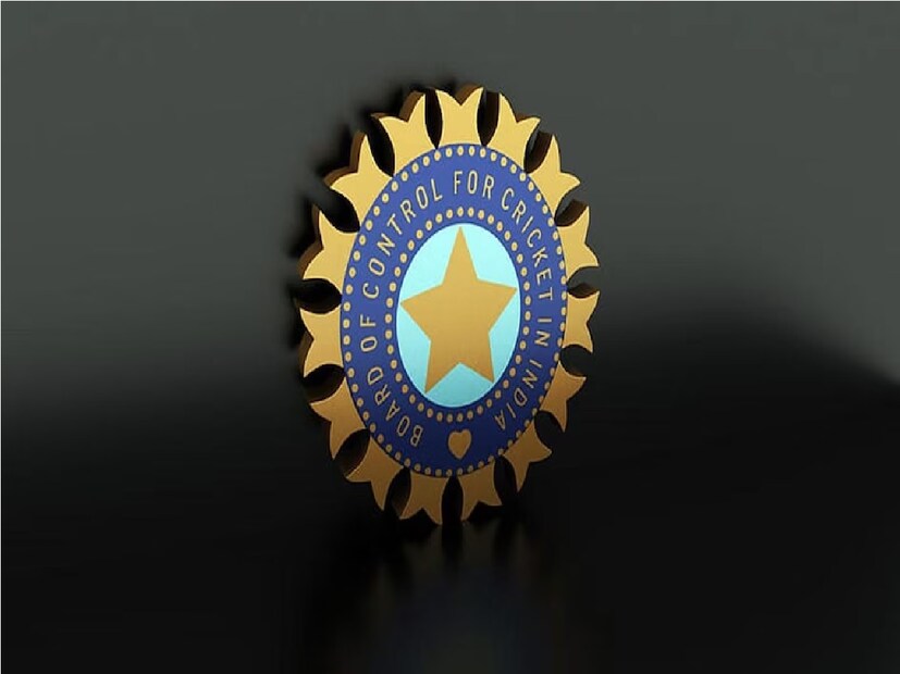 বিসিসিআই-এর নিয়ম অনুযায়ী, আরটিএম নিয়ম সহ দলগুলি গত মরশুমের স্কোয়াড থেকে ৬ জন ক্রিকেটারকে ধরে রাখতে পারে। ৬ জন  রিটেন হওয়া প্লেয়ারদের মধ্যে  ভারতীয়, বিদেশি  দুই গ্রুপের কম্বিনেশন। মাত্র ৬ জনের নাম চূড়ান্ত করা আইপিএল দলের কর্মকর্তাদের জন্য বেশ কঠিন কাজ।
