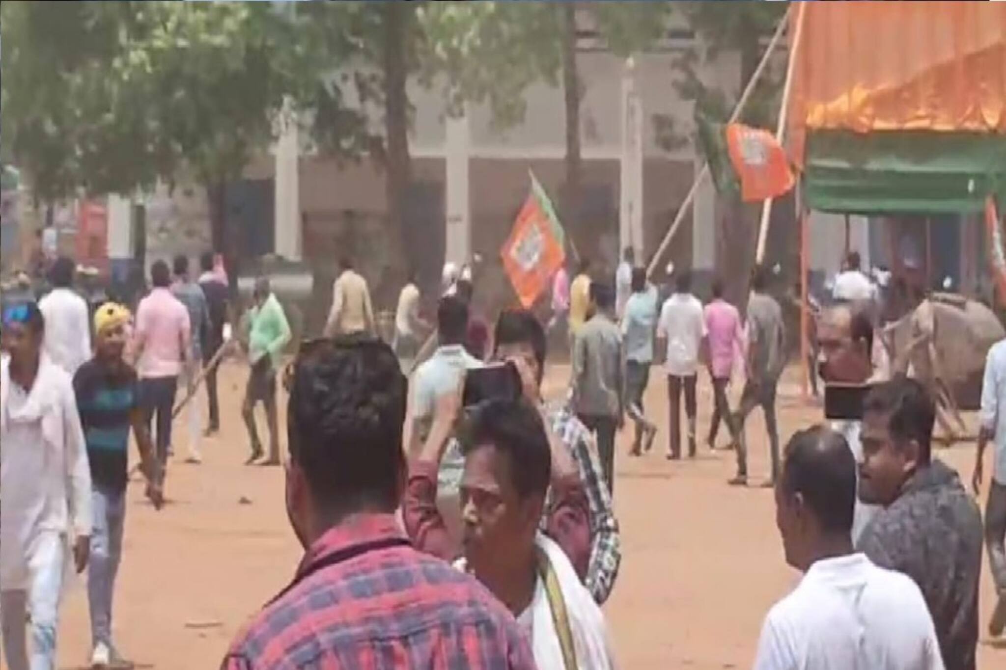 Election Violence: সৌমিত্র-সুজাতার 'লড়াই' চলছে ফলের মাঝেই, বিজেপি পার্টি অফিসে ভয়ঙ্কর কাণ্ড তৃণমূলের