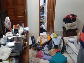 চারধাম যাত্রা থেকে ফিরল পরিবার; বাড়িতে পা রাখতেই এ কোন দৃশ্য…! চারিদিকে শুধুই এখন হাহাকার