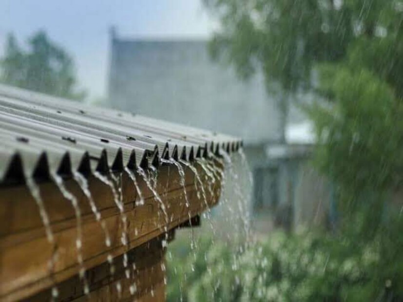 ১২ অর্থাৎ বুধবার লাল সর্তকতা অর্থাৎ রেড অ্যালার্ট জারি করেছে আলিপুরদুয়ার এবং কোচবিহারে ভারী থেকে অতিভারী বৃষ্টিপাতের সম্ভাবনা এই দুই জেলায়।