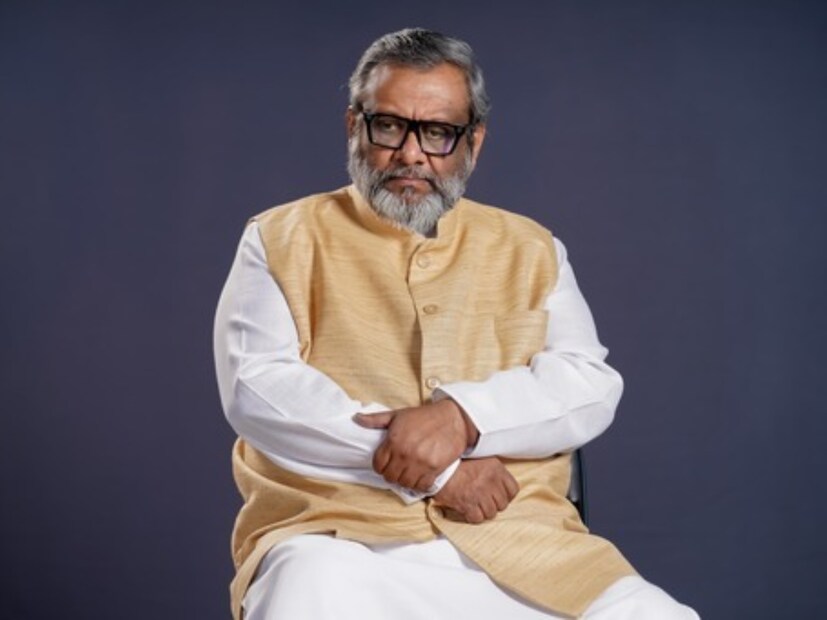 পরিচালক কৌশিক গঙ্গোপাধ্যায় ব্রজর চরিত্রে অভিনয় করবেন৷
