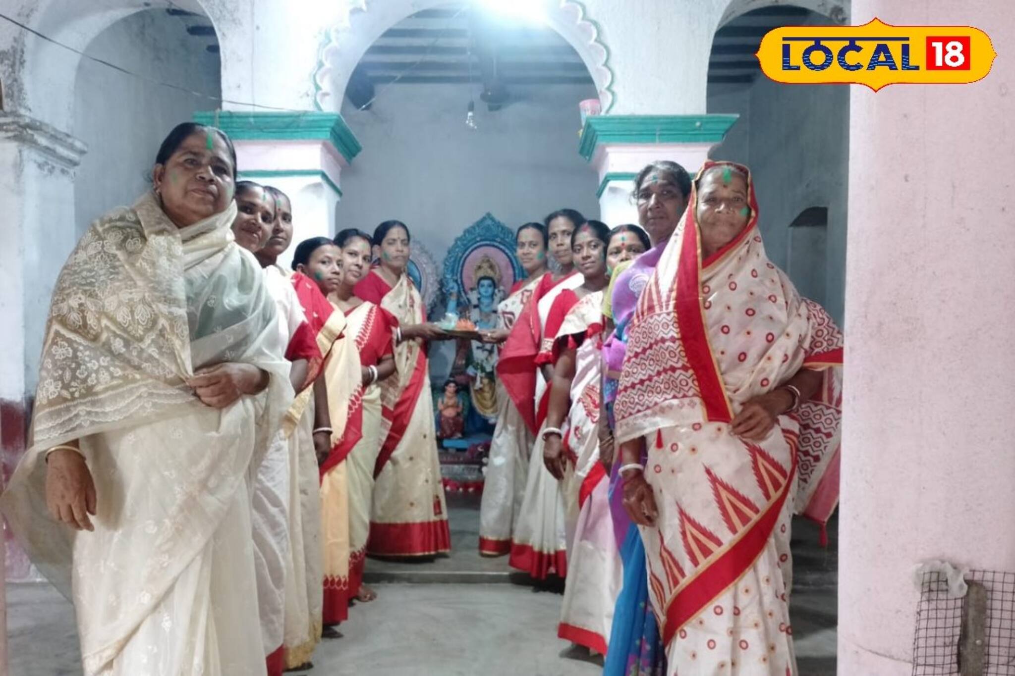 ভোটের আগের দিন সারারাত জুড়ে পুজো মথুরাপুরে, নেপথ্যে থেকে এই রাজনৈতিক দল...